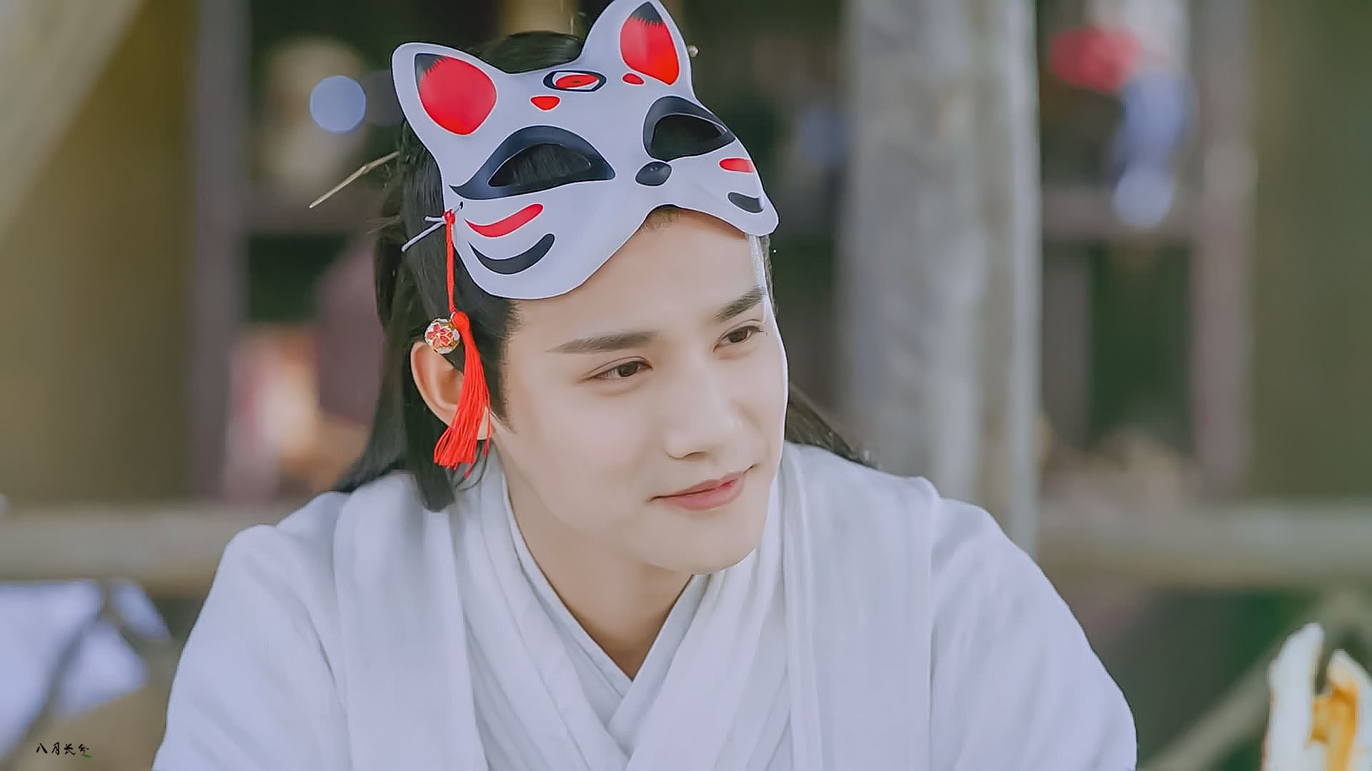 后防线失误率下降源自训练中对盯人战术的强化与复盘总结,后防线最强的球队