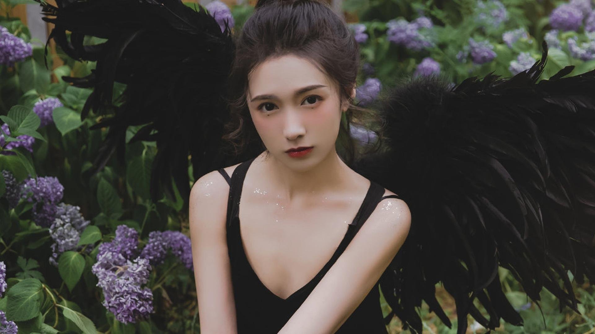 校园足球组建学生解说团打造赛事传播新形式,学校足球队解说词