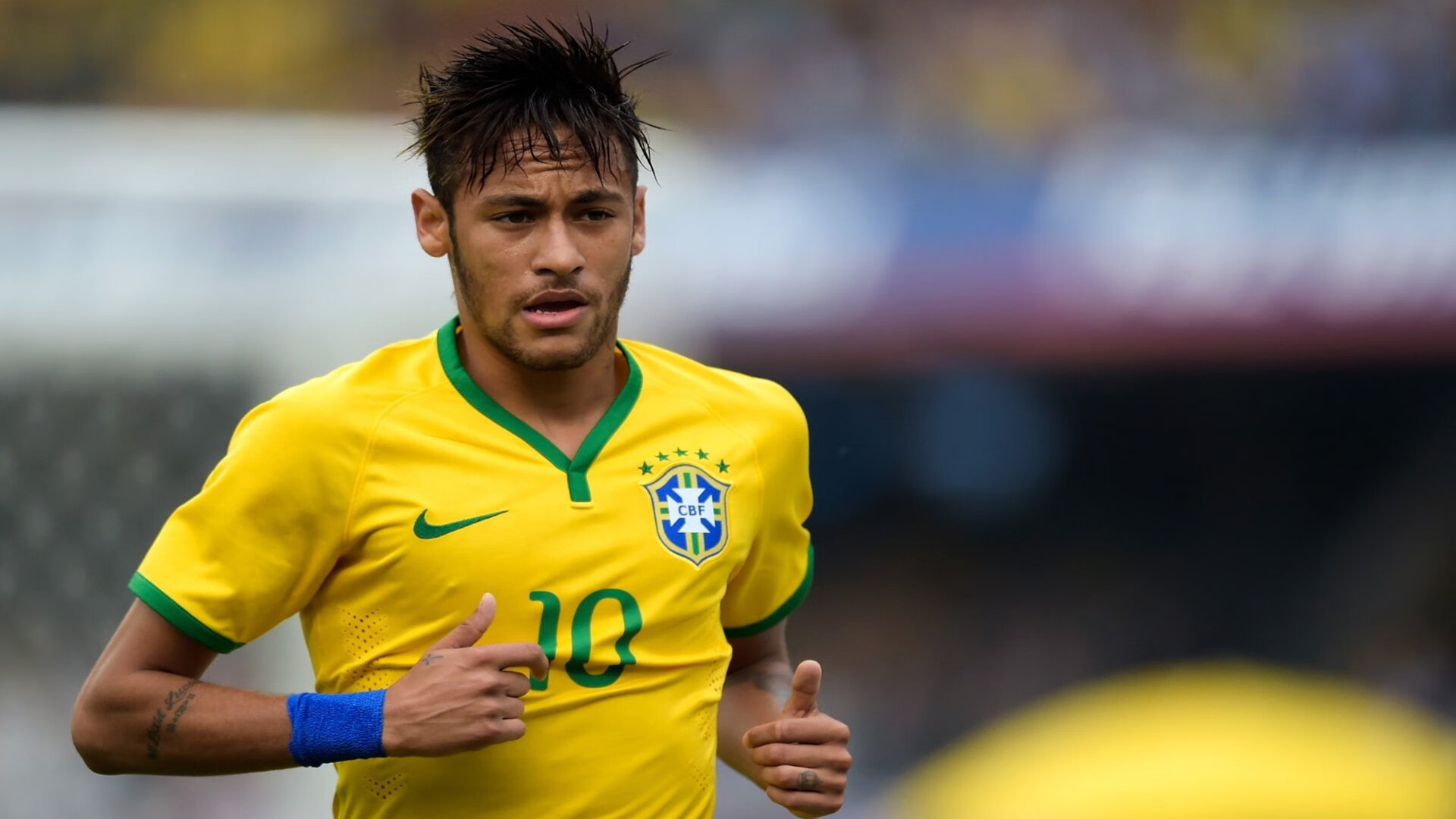 “尼古拉斯·桑特基的精准罚球与领袖气质，帮助阿根廷美洲狮队屡创佳绩”